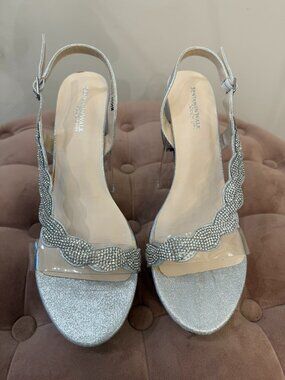 Benjamin Walk Touch Ups Ruby Silver Rhinestone Low Block Heel Sandals Size 10.5